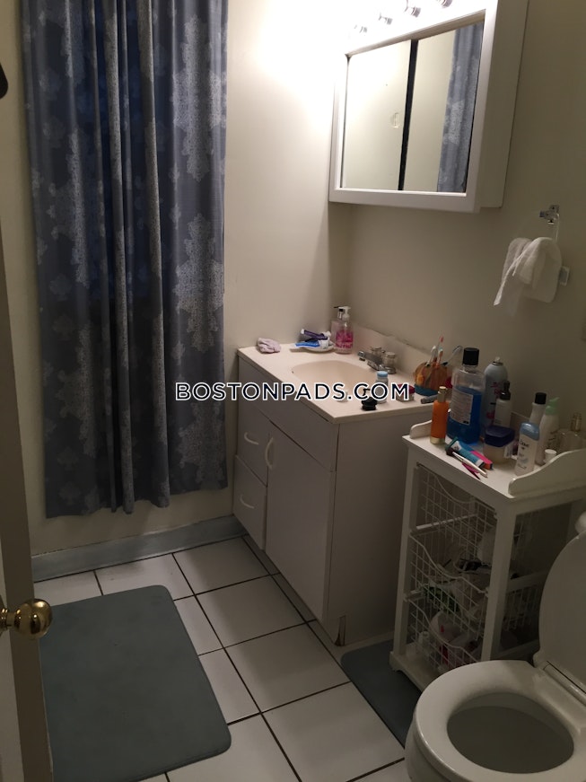 Boston - $3,400+ /mo