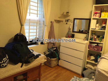 Boston - 2 Beds, 1 Baths