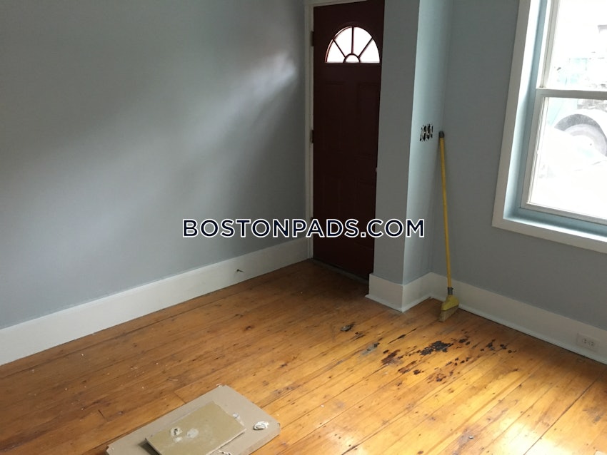 BOSTON - NORTHEASTERN/SYMPHONY - 3 Beds, 1 Bath - Image 19