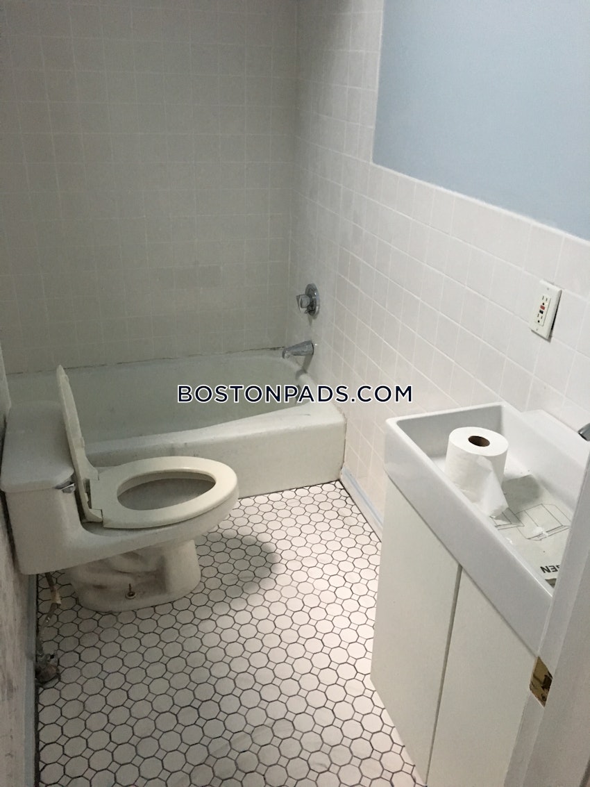 BOSTON - NORTHEASTERN/SYMPHONY - 3 Beds, 1 Bath - Image 71