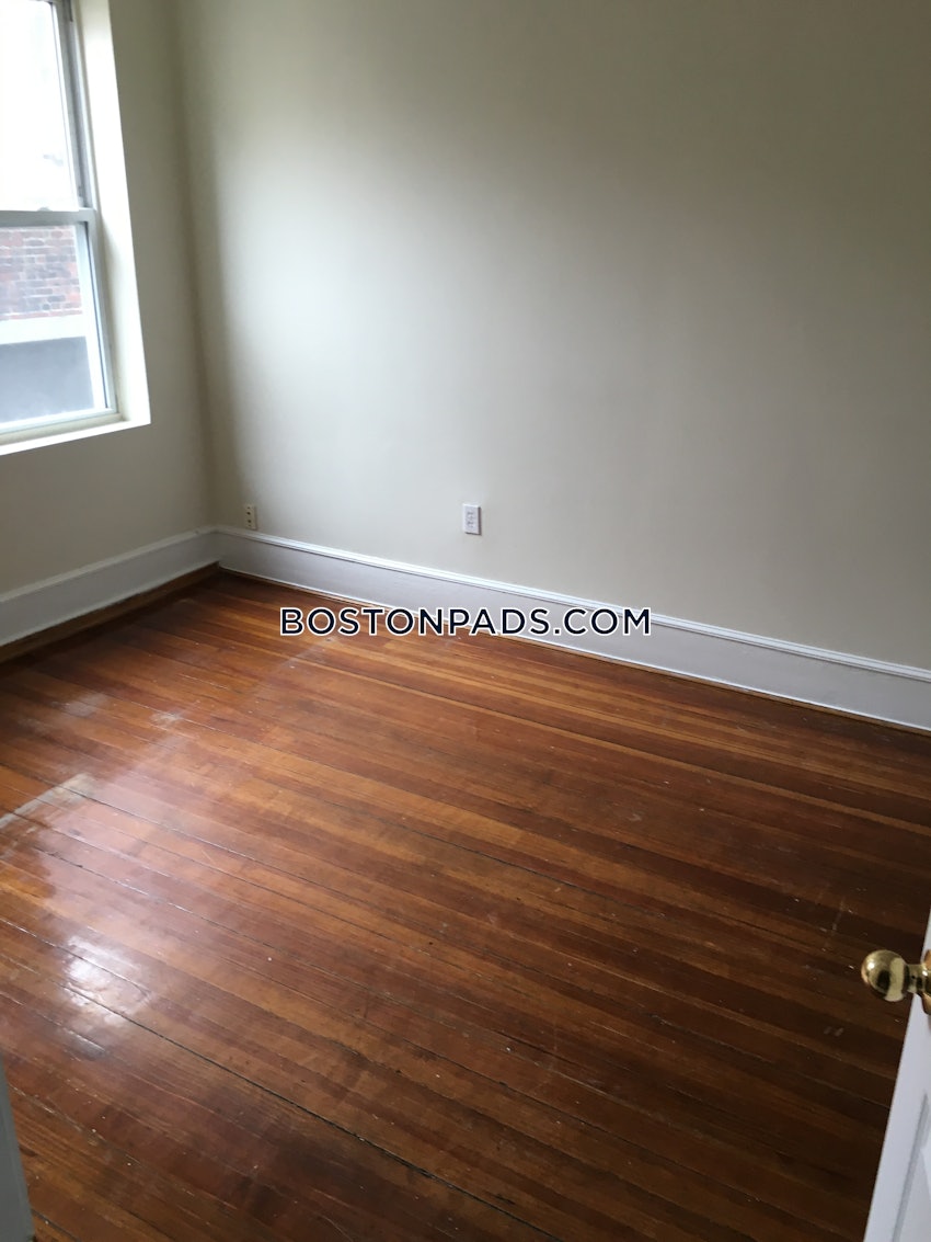 BOSTON - NORTHEASTERN/SYMPHONY - 1 Bed, 1 Bath - Image 11