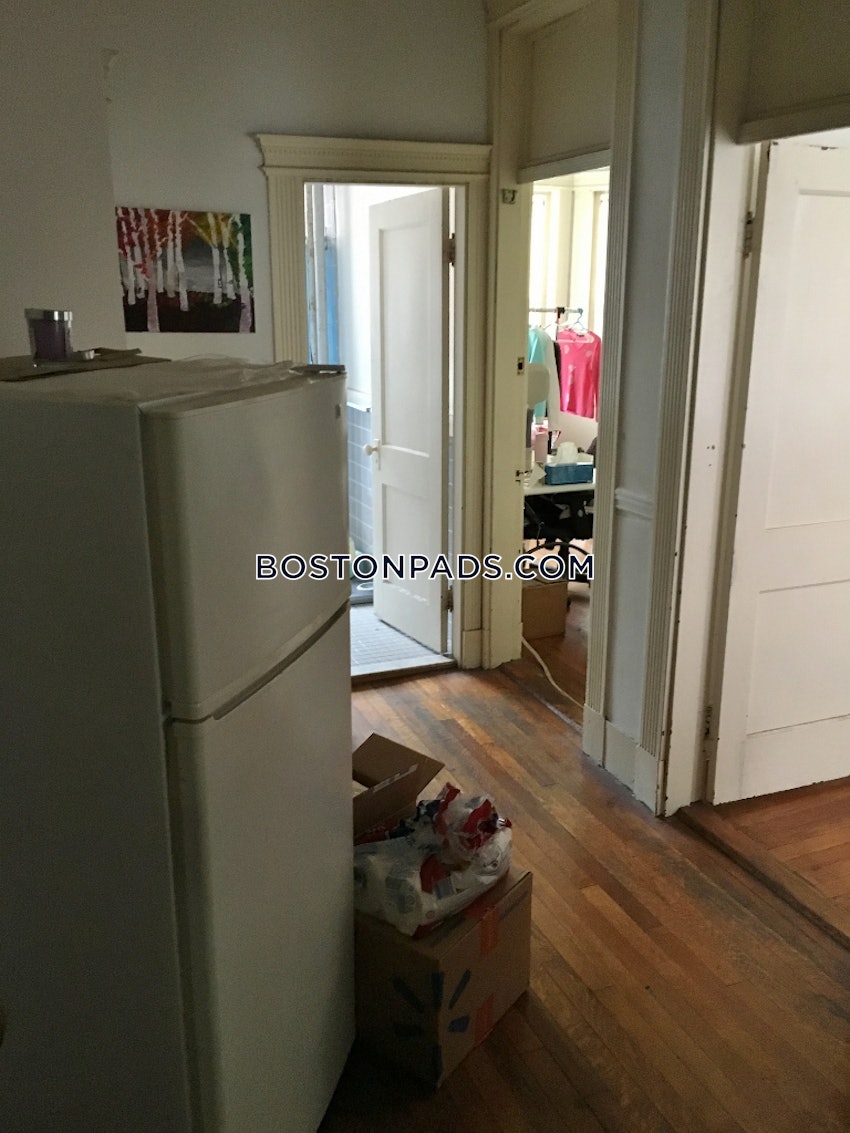 BOSTON - FENWAY/KENMORE - 1 Bed, 1 Bath - Image 20