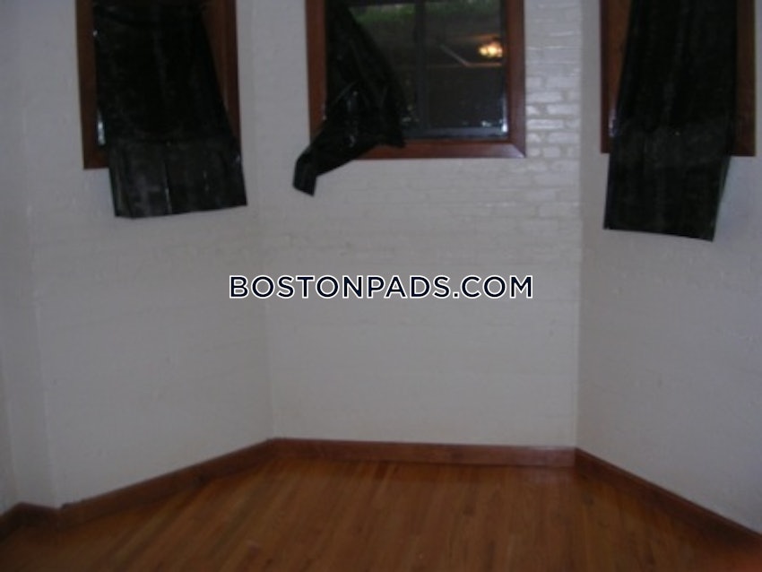 BOSTON - NORTHEASTERN/SYMPHONY - 3 Beds, 1 Bath - Image 63