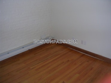 Boston - 3 Beds, 1 Baths