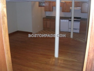 Boston - 3 Beds, 1 Baths