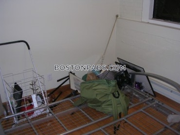 Boston - 3 Beds, 1 Baths