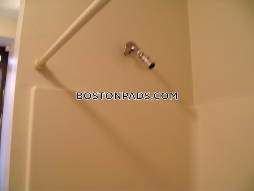 BOSTON - NORTHEASTERN/SYMPHONY - 1 Bed, 1 Bath - Image 24