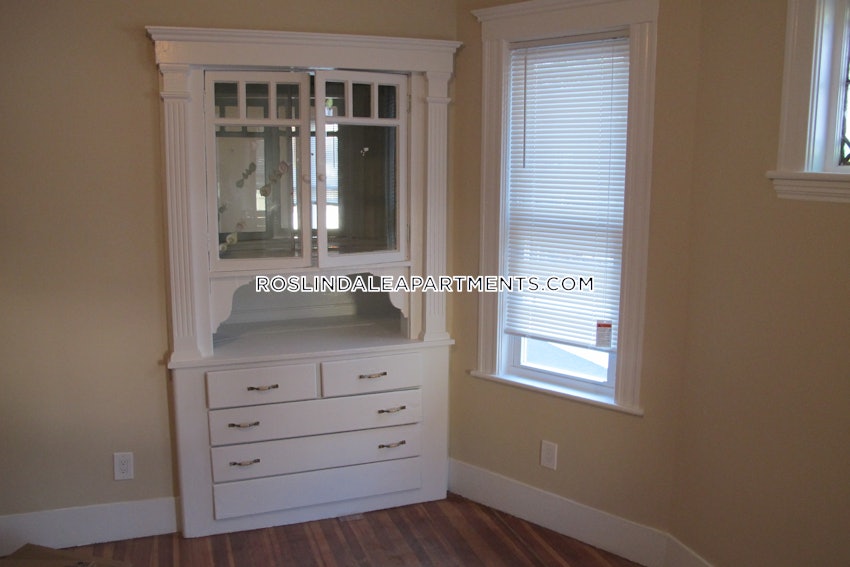 BOSTON - ROSLINDALE - 3 Beds, 1 Bath - Image 60