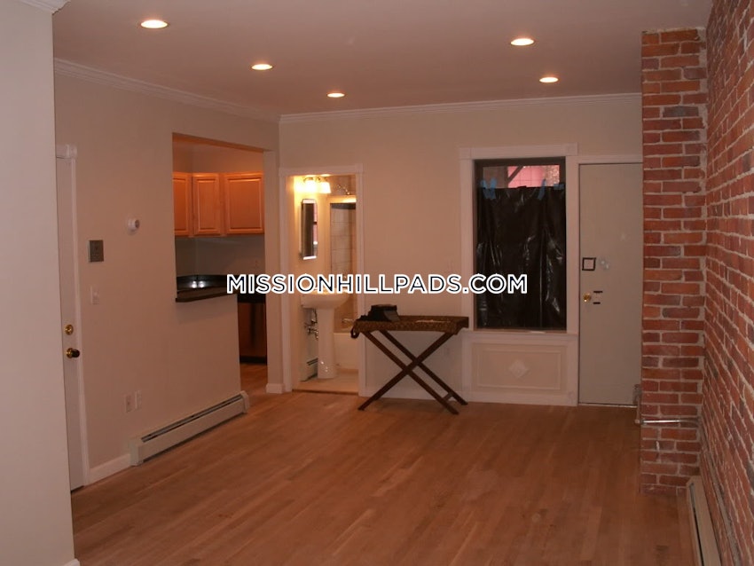 BOSTON - ROXBURY - 1 Bed, 1 Bath - Image 21