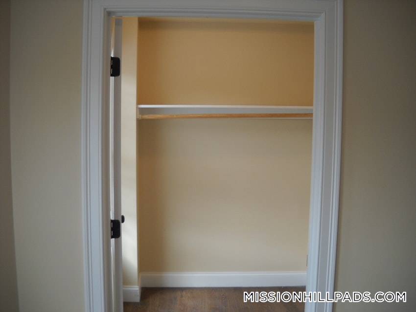 BOSTON - ROXBURY - 3 Beds, 2 Baths - Image 11