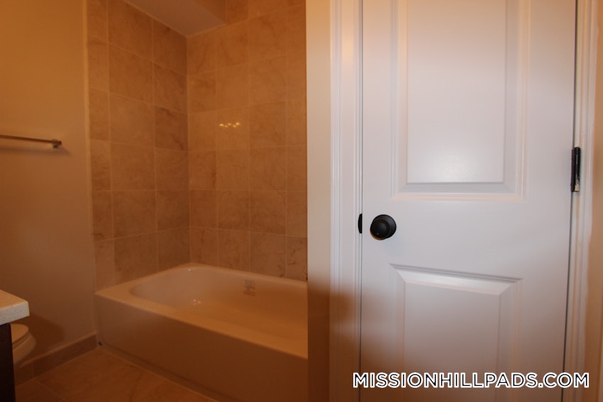 BOSTON - ROXBURY - 2 Beds, 1 Bath - Image 19