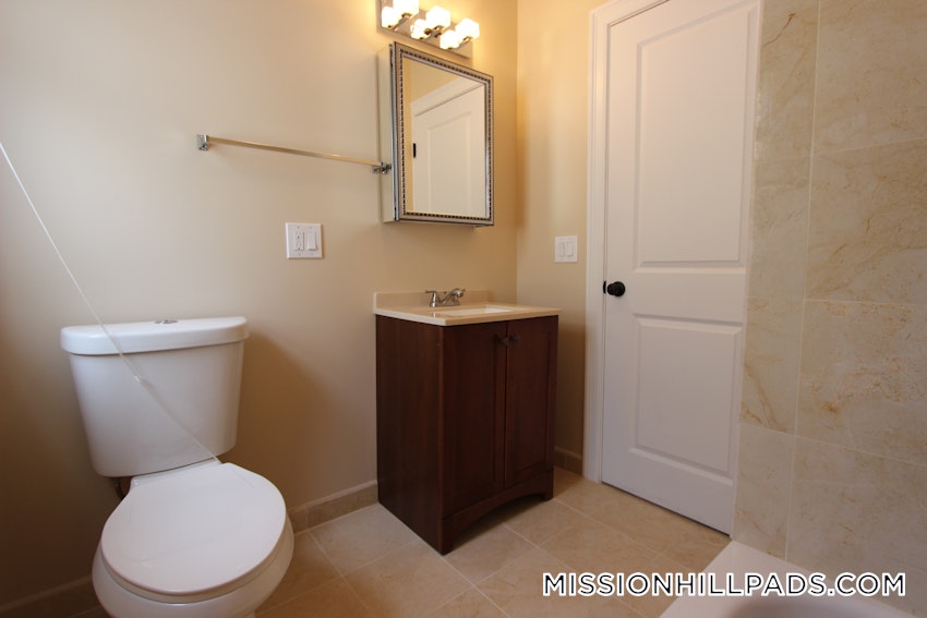 BOSTON - ROXBURY - 2 Beds, 1 Bath - Image 10