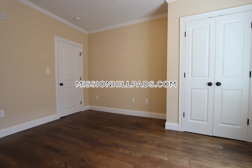 BOSTON - ROXBURY - 2 Beds, 1 Bath - Image 1