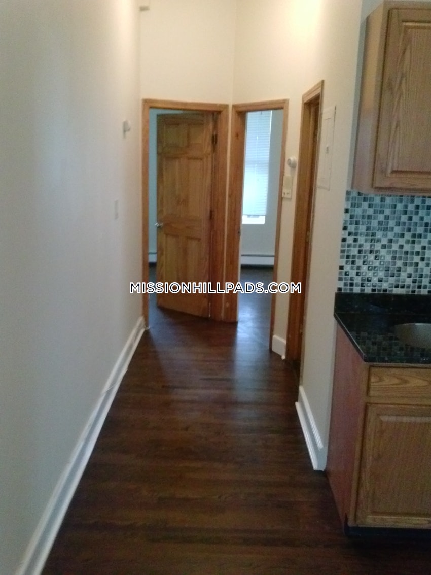 BOSTON - ROXBURY - 2 Beds, 1 Bath - Image 22