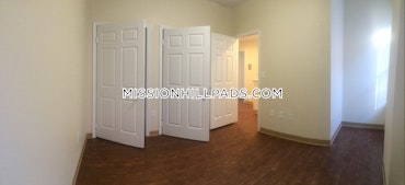 Boston - 3 Beds, 1 Baths