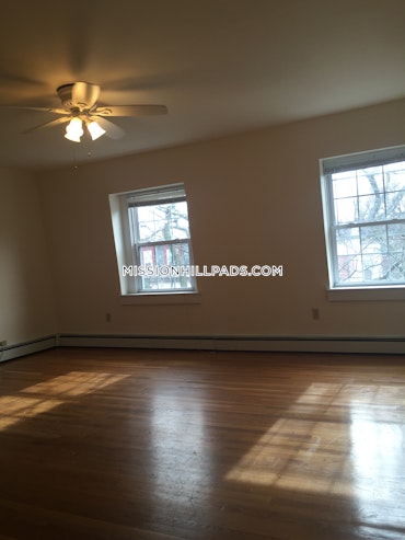 Boston - 1 Beds, 1 Baths