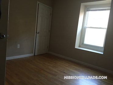 Boston - 3 Beds, 1 Baths