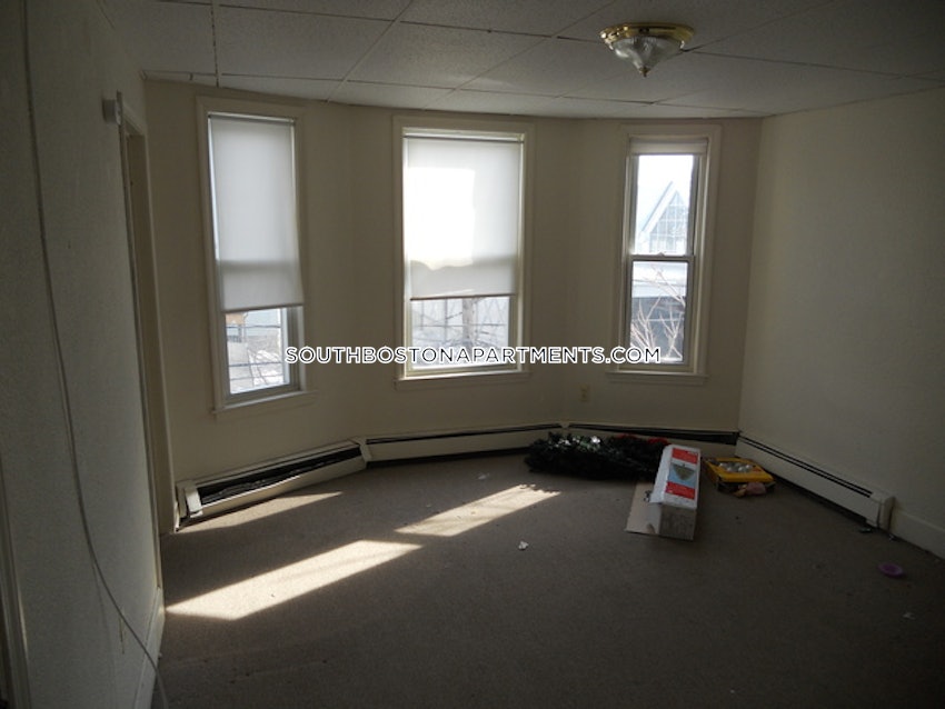 BOSTON - SOUTH BOSTON - ANDREW SQUARE - 3 Beds, 1 Bath - Image 6