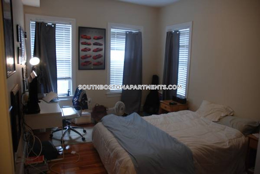 BOSTON - SOUTH BOSTON - ANDREW SQUARE - 4 Beds, 2 Baths - Image 29