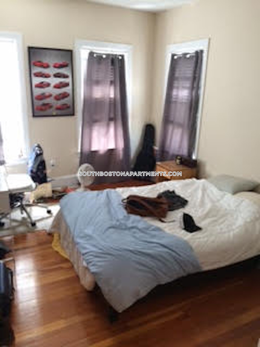 BOSTON - SOUTH BOSTON - ANDREW SQUARE - 4 Beds, 2 Baths - Image 24