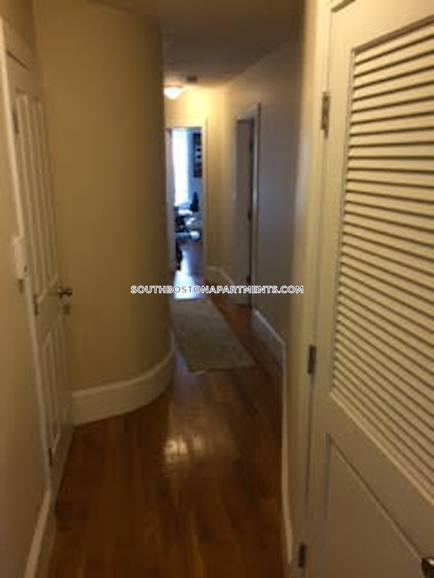 BOSTON - SOUTH BOSTON - ANDREW SQUARE - 4 Beds, 2 Baths - Image 17