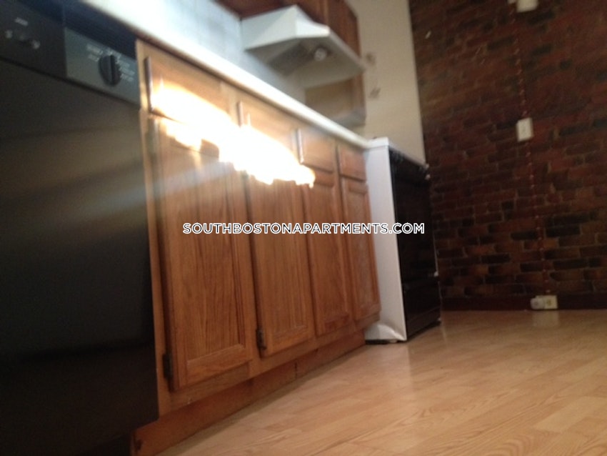 BOSTON - SOUTH BOSTON - THOMAS PARK - 1 Bed, 1 Bath - Image 10