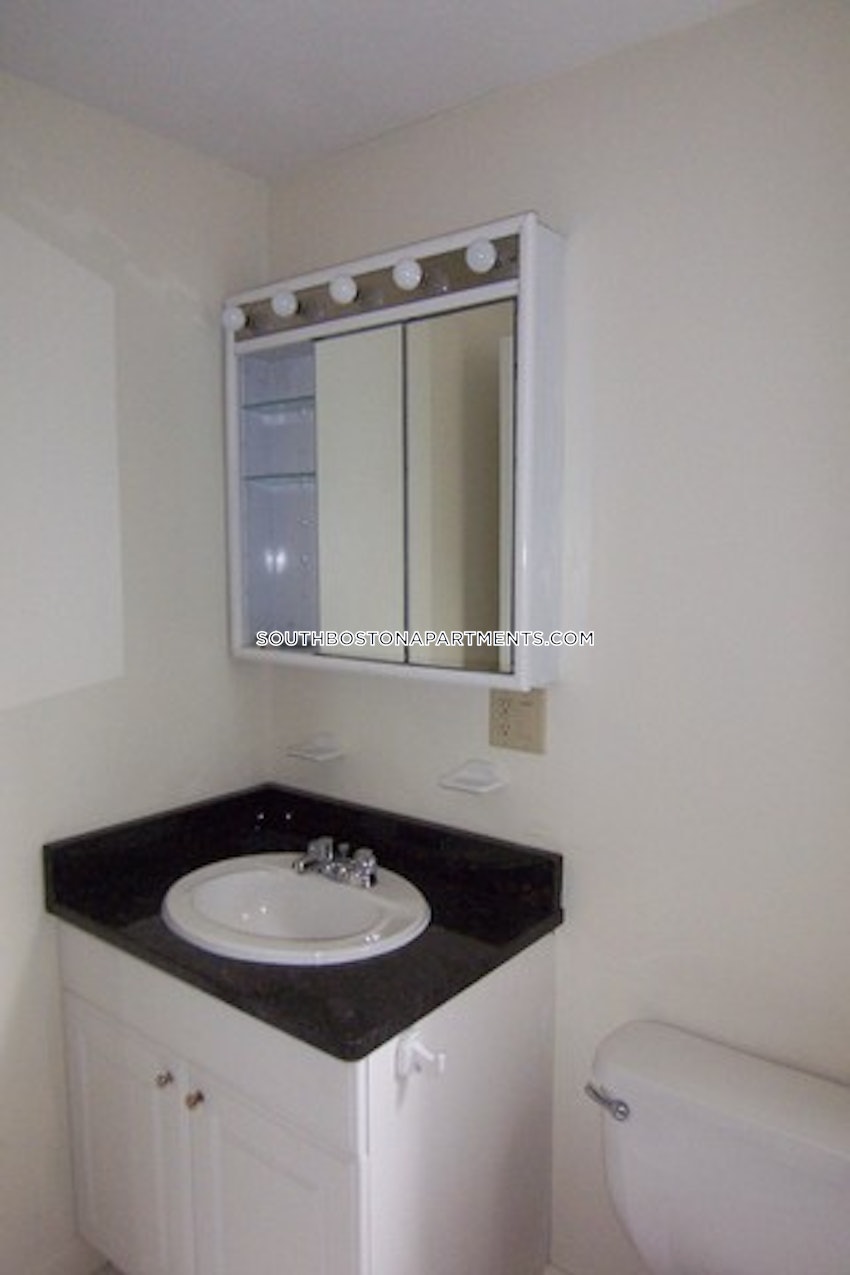 BOSTON - SOUTH BOSTON - WEST SIDE - 4 Beds, 2 Baths - Image 1