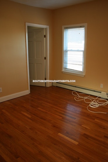 Boston - 2 Beds, 1 Baths