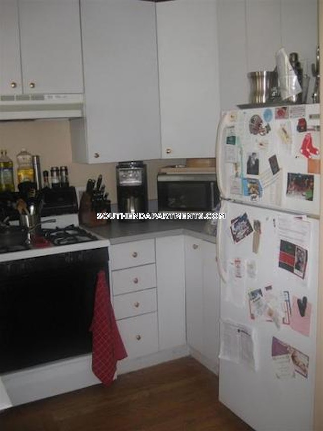 Boston - $4,100+ /mo