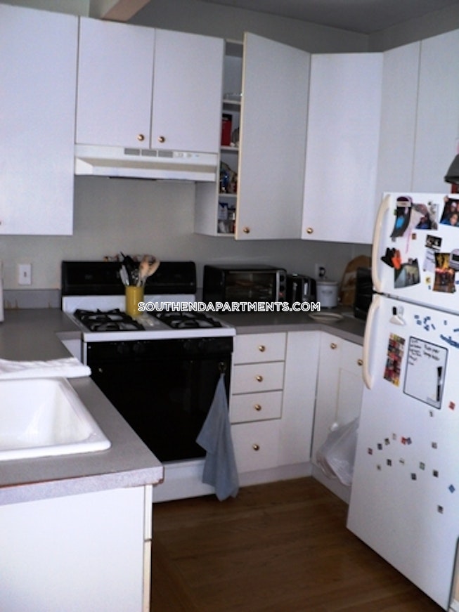 Boston - $4,100+ /mo