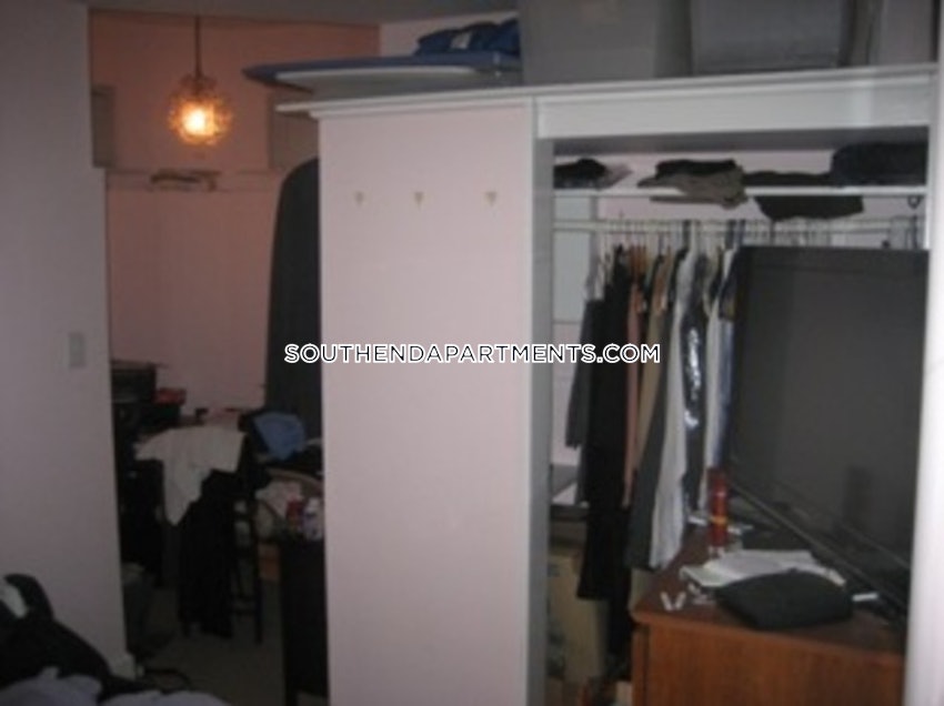 BOSTON - BACK BAY - 2 Beds, 1 Bath - Image 17