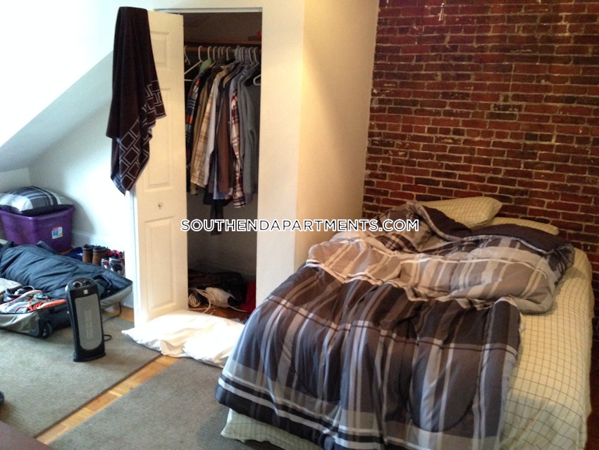 BOSTON - SOUTH END - 3 Beds, 2 Baths - Image 10