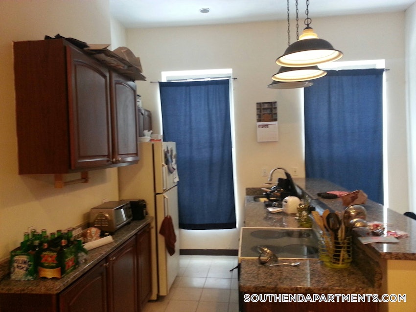 BOSTON - SOUTH END - 3 Beds, 2 Baths - Image 7