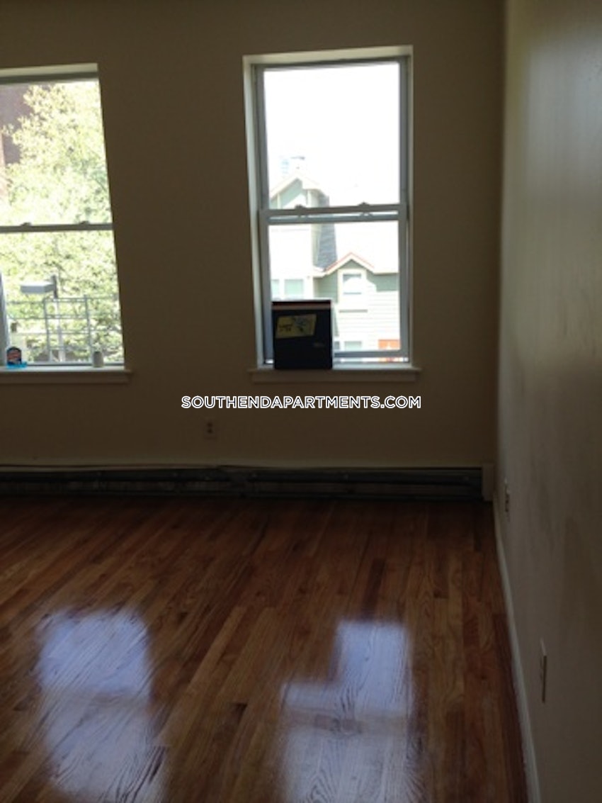 BOSTON - ROXBURY - 3 Beds, 1 Bath - Image 2