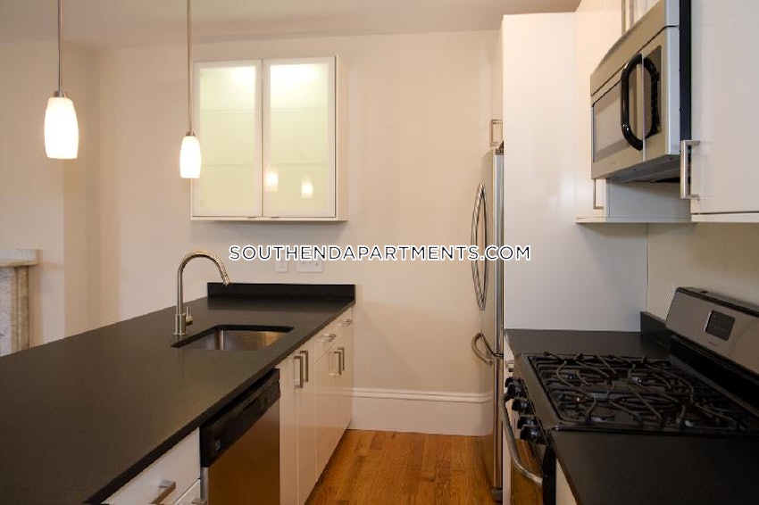 BOSTON - SOUTH END - 3 Beds, 1.5 Baths - Image 1