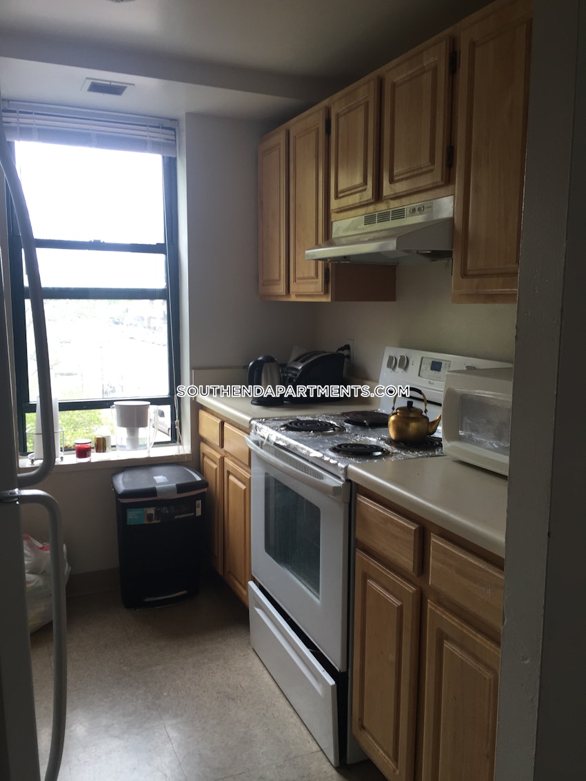 BOSTON - SOUTH END - 2 Beds, 1 Bath - Image 3