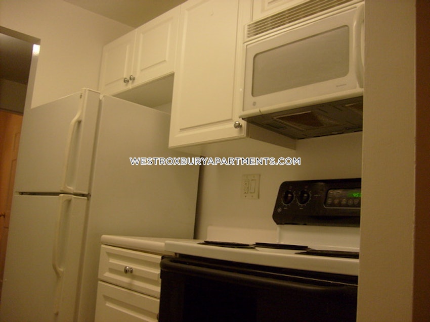 BOSTON - WEST ROXBURY - 1 Bed, 1 Bath - Image 3