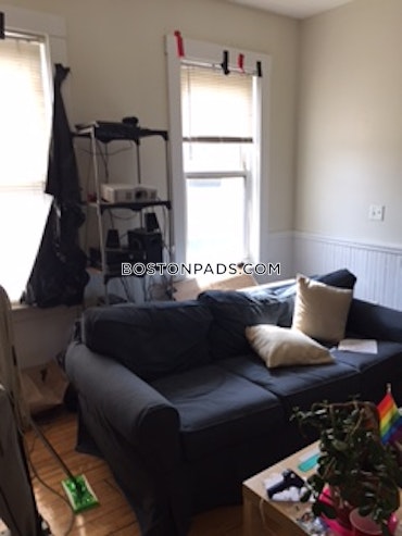 Boston - 4 Beds, 2 Baths