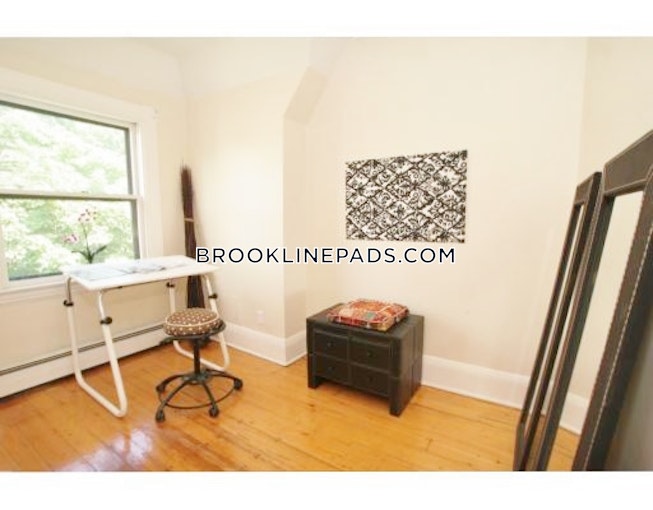Brookline - $2,900+ /mo