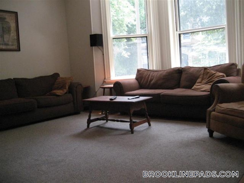 BROOKLINE- BOSTON UNIVERSITY - 4 Beds, 1.5 Baths - Image 3