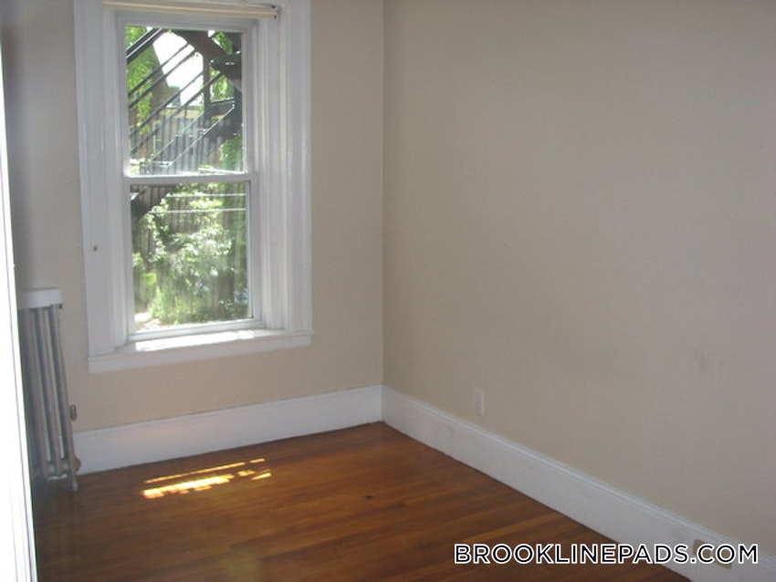 BROOKLINE- BOSTON UNIVERSITY - 1 Bed, 1 Bath - Image 2