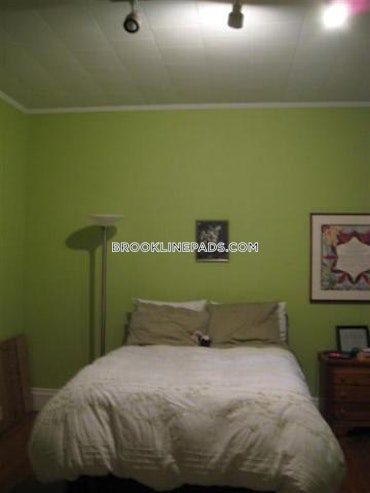 Euston St. Brookline