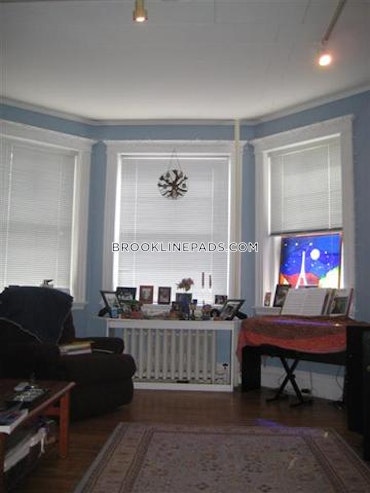 Euston St. Brookline