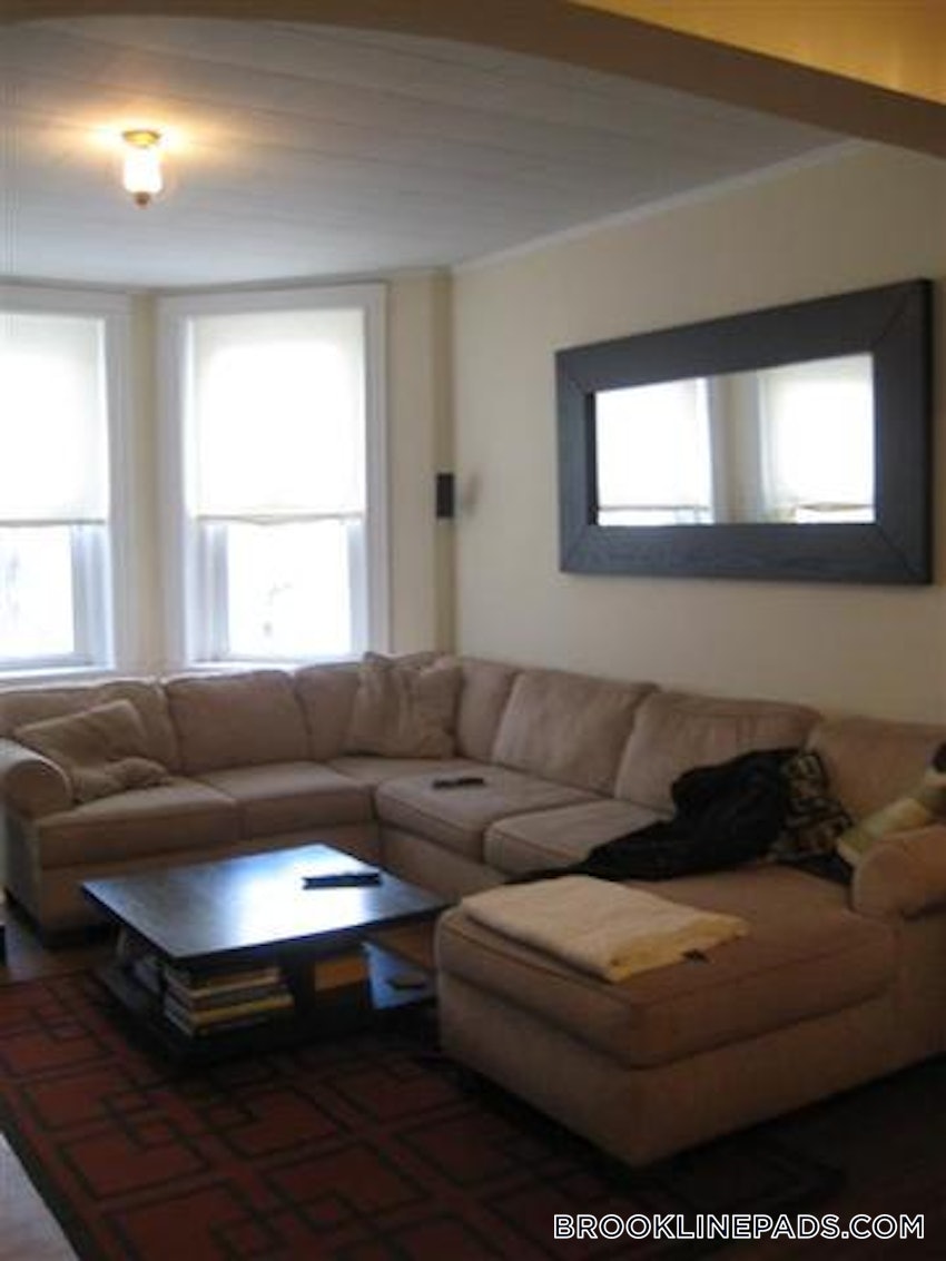 BROOKLINE- BOSTON UNIVERSITY - 2 Beds, 1 Bath - Image 4