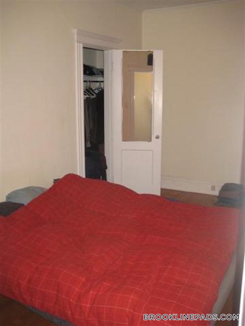 BROOKLINE- BOSTON UNIVERSITY - 2 Beds, 1 Bath - Image 2