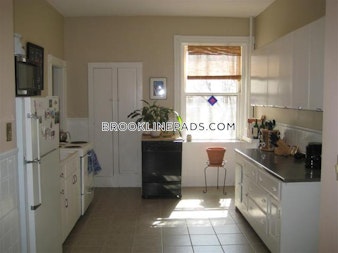 Euston St. Brookline