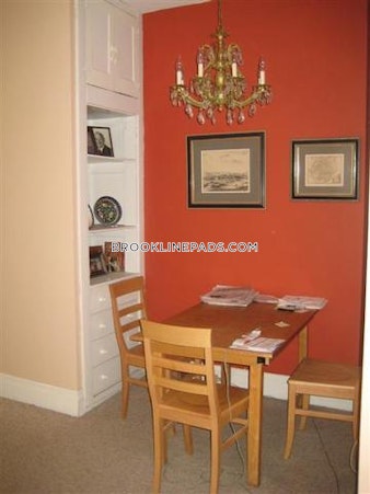 Euston St. Brookline