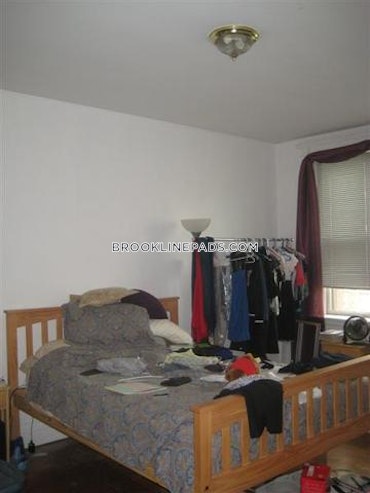 Brookline - 2 Beds, 1 Baths