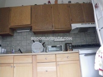 Euston St. Brookline