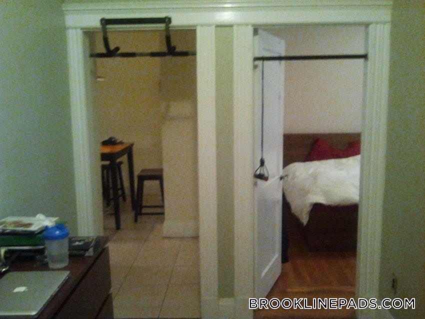 BROOKLINE- BOSTON UNIVERSITY - 2 Beds, 1 Bath - Image 9